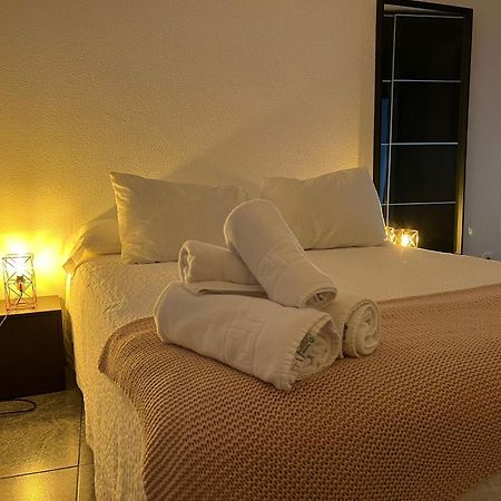 Apartamento Los Califas A 100M De La Catedral Apartment Кордоба Екстериор снимка