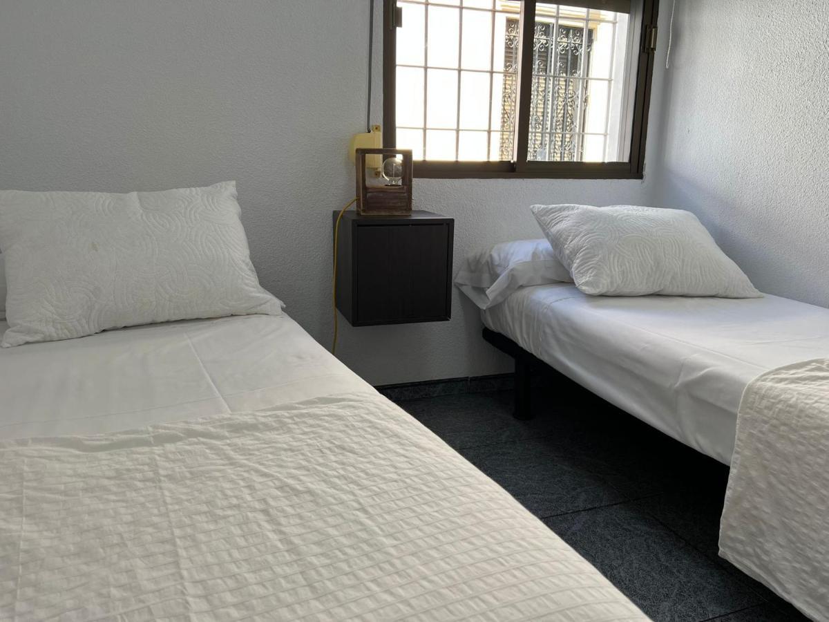 Apartamento Los Califas A 100M De La Catedral Apartment Кордоба Екстериор снимка