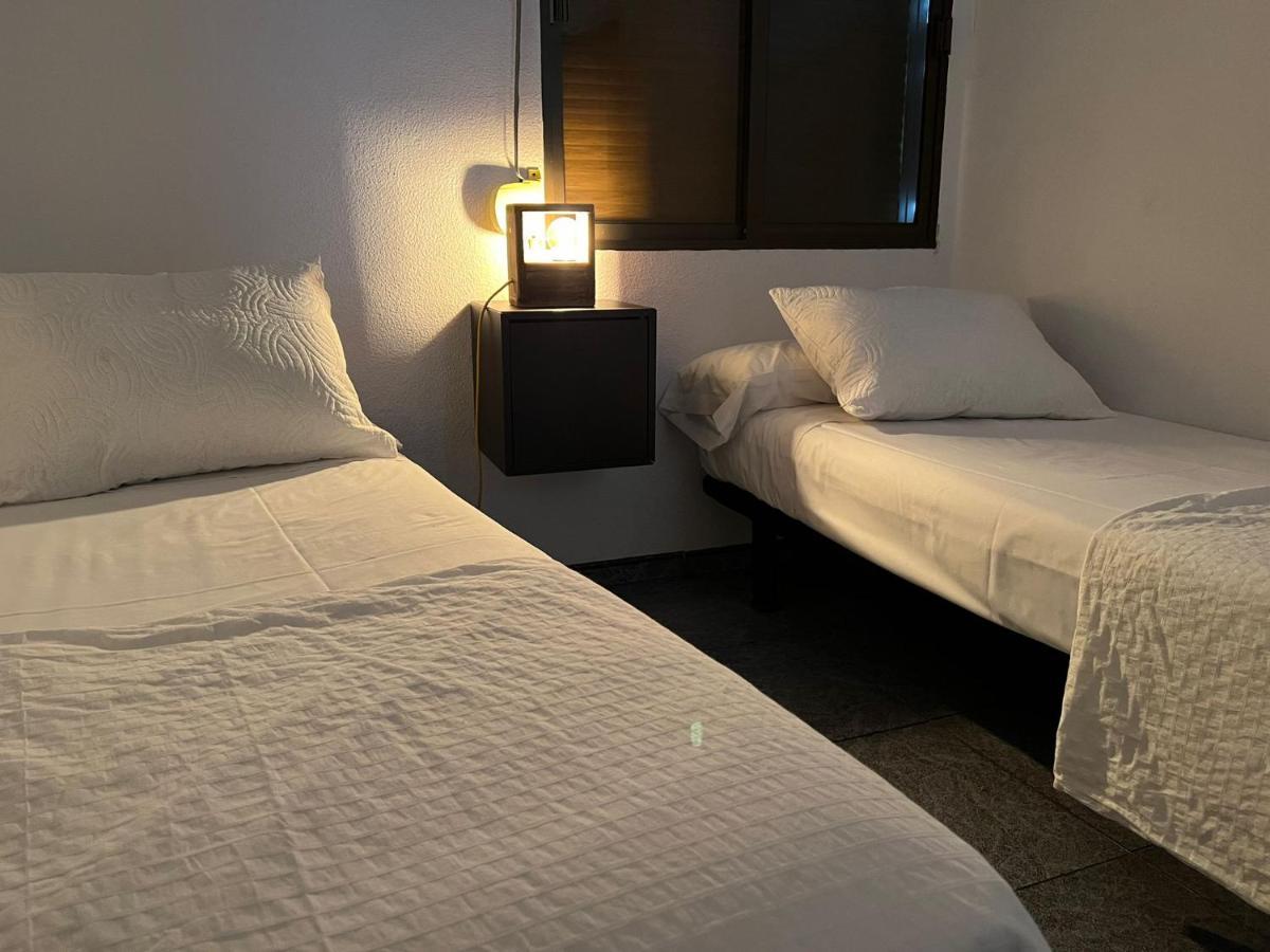 Apartamento Los Califas A 100M De La Catedral Apartment Кордоба Екстериор снимка